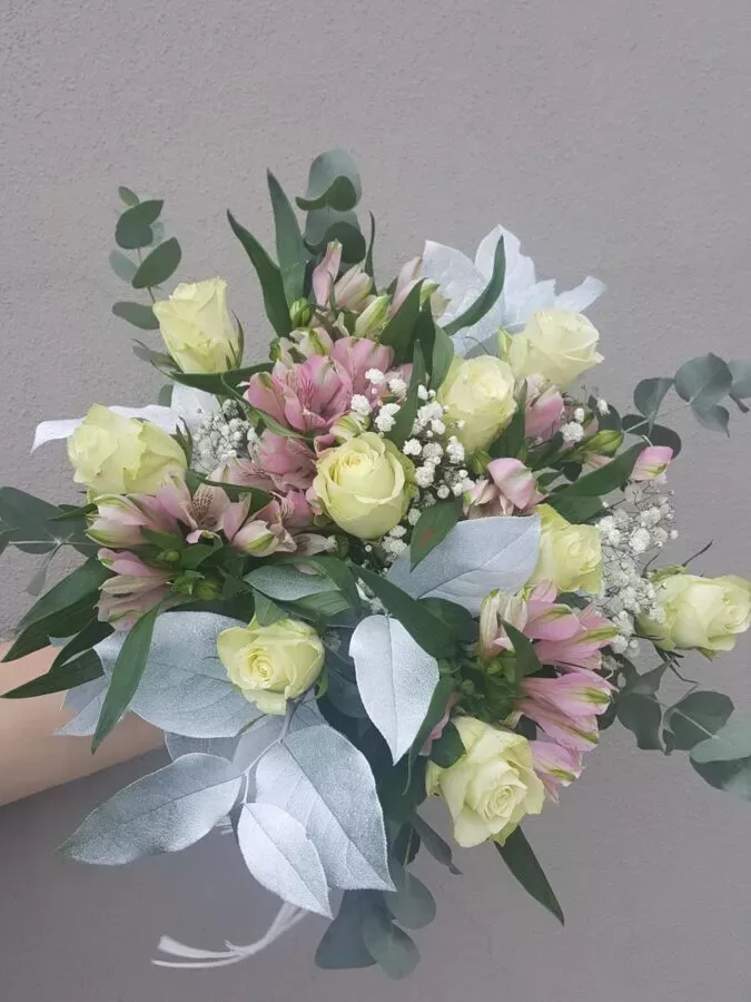 Ziedu pušķis - Nr. 4.