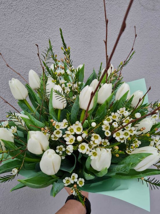 8. Marta ziedi nr 11.